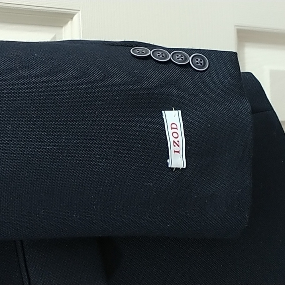 IZOD Classic Two Button Navy Blazer Fully Lined 50Reg - Picture 4 of 13